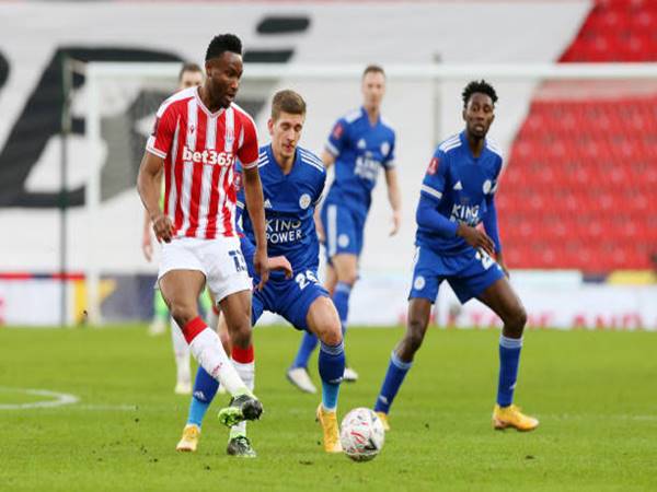 Dự đoán kèo Châu Á Barnsley vs Stoke (2h45 ngày 13/1)