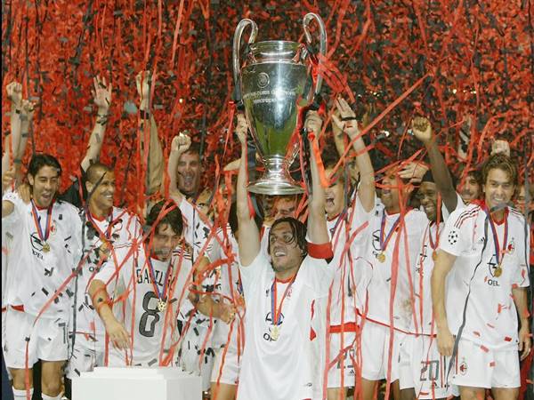 AC Milan vô địch C1 năm 2003