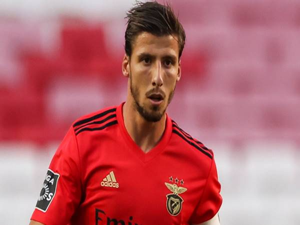 Ruben Dias trong màu áo CLB Benfica