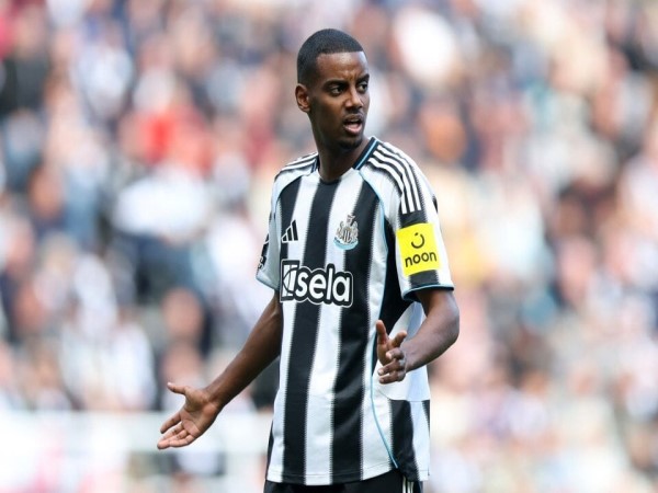 BĐ: Newcastle đứng trước nguy cơ ‘mất trắng’ vì Isak