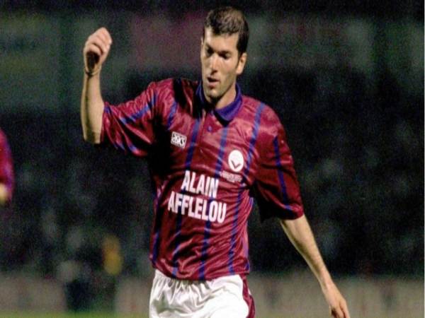 Số áo Zidane tại Bordeaux – Bước khởi đầu của một huyền thoại