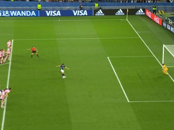 Luật bắt penalty của thủ môn: Những điều cần nắm vững