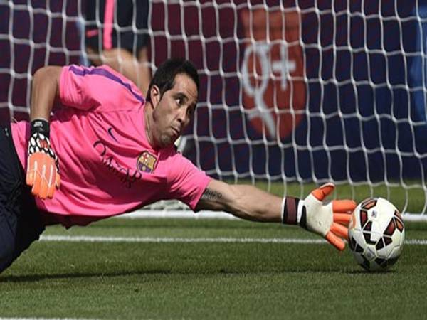 Danh sách thủ môn Barcelona hay nhất qua các thế hệ